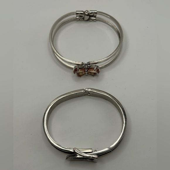 Clamper Bracelet Set - Picture 4 of 7